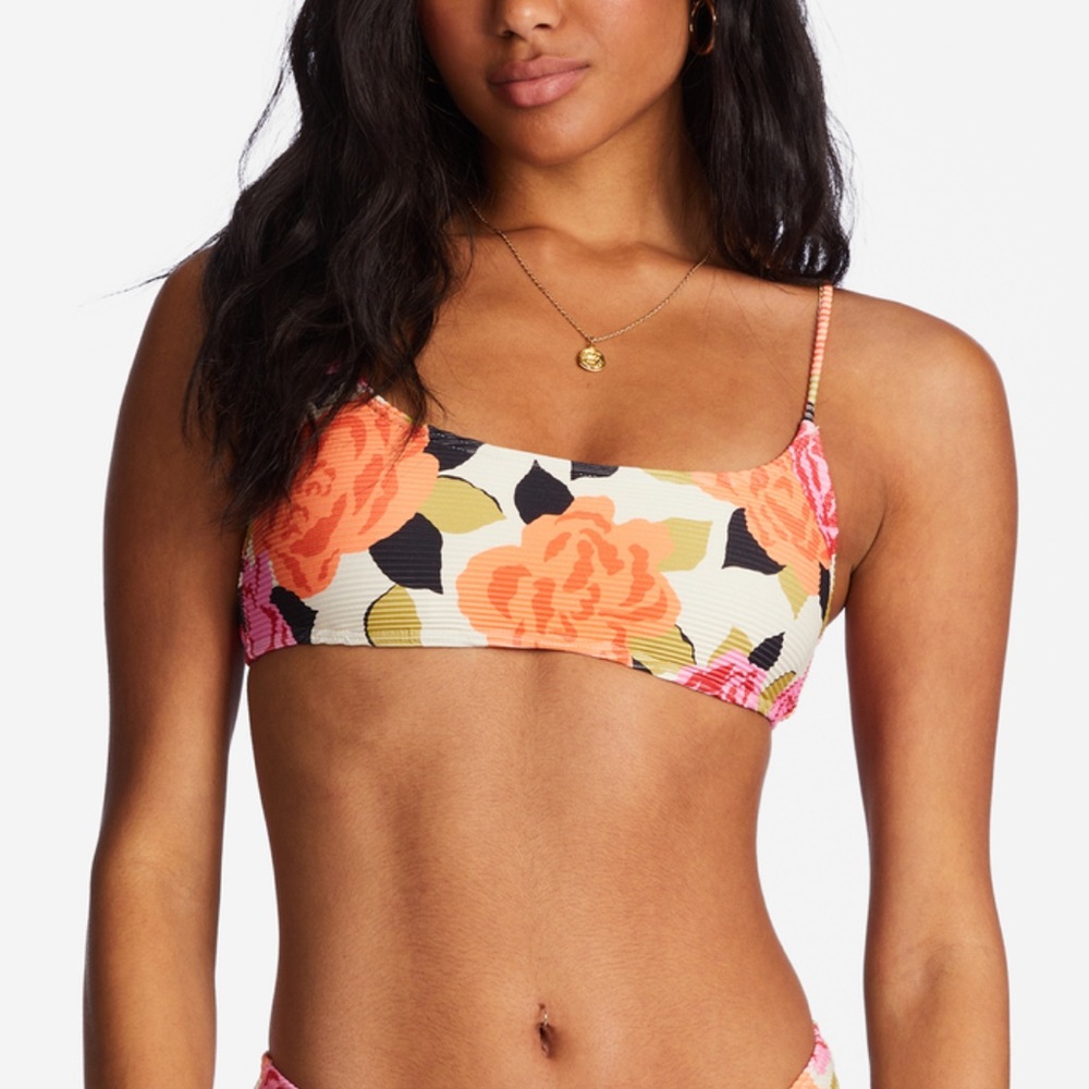 NWT Billabong Magic Gardens Bikini Top